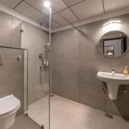 Loft 24-2